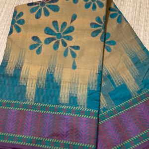 Offer: Golden Saree With Beautiful Border For Grab