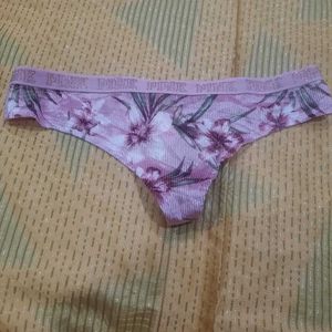 💗💗Biuteful Velvat Victoria Secret Panty💗💗