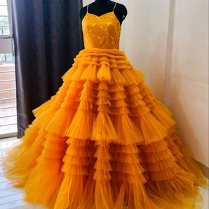 Designer Ruffle Gown 💛With Free HairAccessories😍