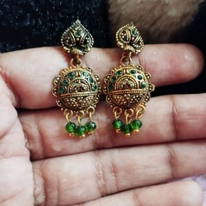 pack of 4 cute earings