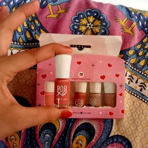 Chillin Mini Makeup Nail 💅 Kit