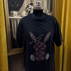 Sarosvki Bunny Print Tee