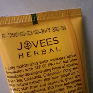 SPF 60 PA+++ Sunscreen From Jovees