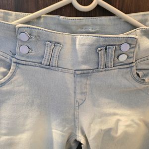 Mid Rise Stretchable Jeans