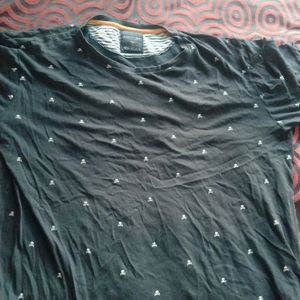 Black Colour Casual Tshirt