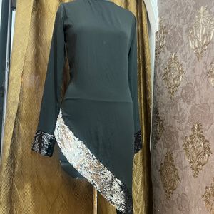 A LINE FULL SIZE SLANT PATTERN KURTI