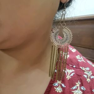 Round Shaped Hanging Earings