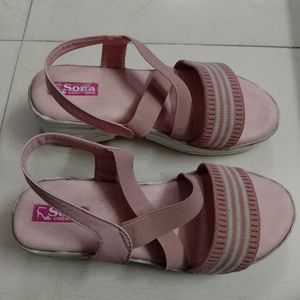 Urgent Sale Ladies Sandal Size 40 UK 7