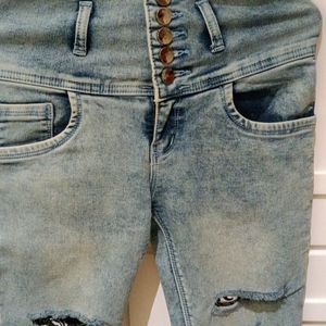 Trendy Jeans