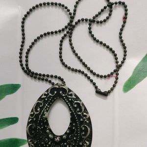 Black Metal Chain Long