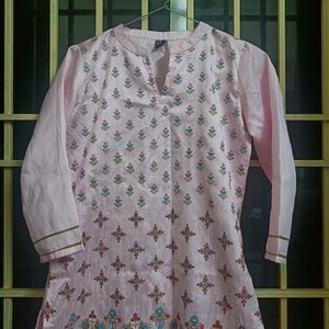 BABY PINK KURTI