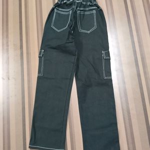 V-32 Size-28 Cargo Straight Women Denim Jeans