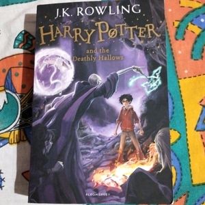 Harry Potter Book 7: The Deathly Hallows