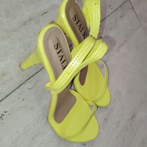 Yellow Heel In Good Condition