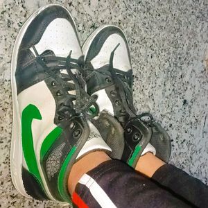 Nike Air Jordan 1 Retro Green