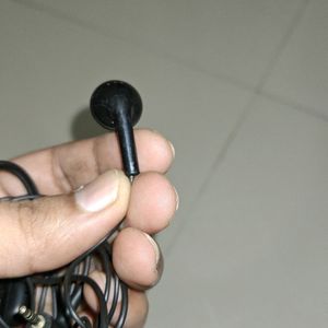 Nokia 2.5mm Earphone Like New Condition