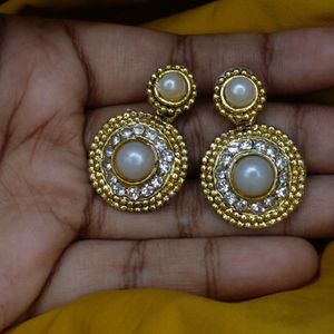 Golden Pearl Earrings