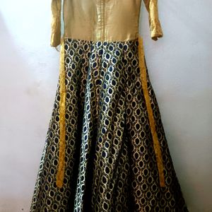 Offer!! Women's Banarasi Silk Brocade Gown