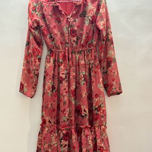 Stylish Red Floral Dress👗