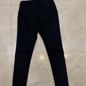 Black Causal Wear Jeans Of HEY brand