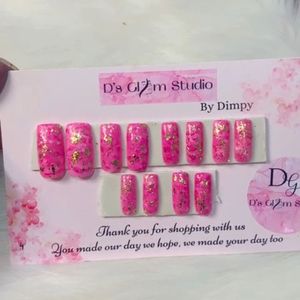 Press On Nails Available With Glue Bottle