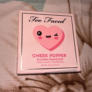 TOO FACED CHEEK POPPER BLUSHING HIGHLIGHTER