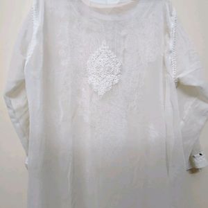 Chikenkari kurti