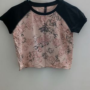 Raglan Sleeve Floral Crop Top