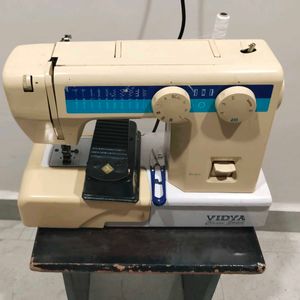 Vidya Sewing Machine With 25types Stitches