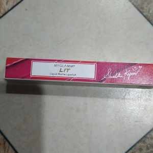 Myglamm Matte Liquid Lipstick R