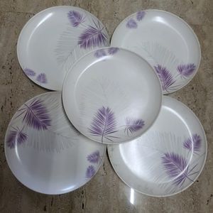 5 Quater Size Plates Plastic