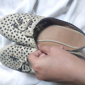 Comfortable Beige Flats