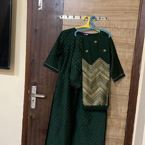 Beautiful Silk Green Kurta Set