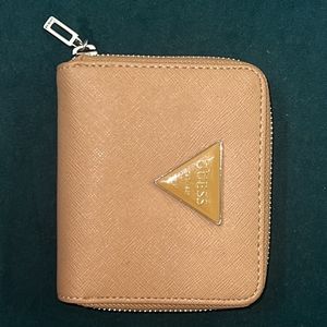 Hey Selling A Very Handy Wallet.