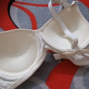 Padded Bra Condnew One Time Used Size Issue