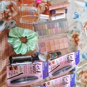 Giveaway Makeup Combo 14 Items