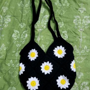 Daisy Sling Bag