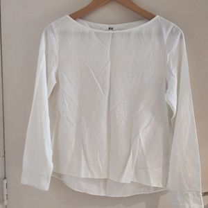 Uniqlo Beautiful White Top