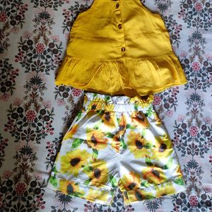 Yellow Top And Flower Print Paint