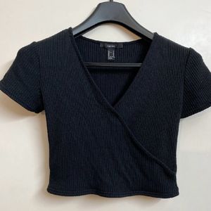 forever 21 black crop top (unused) (will give 20%)