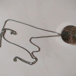 Neck Chain With Pendant