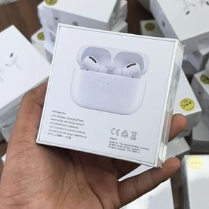 Apple AirPods Pro with MagSafe Charging Case