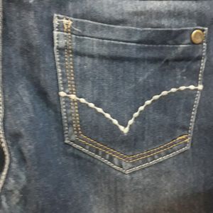 3/4th Jeans Pant For Woman