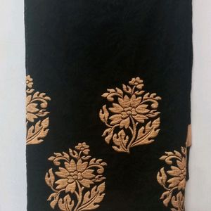 Nice Looking Black Saree