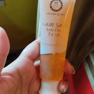 Colors Queen Fair Skin Anti Dust Facial Cleanser