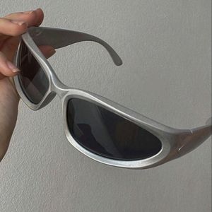 Y2K unisex Sunglasses.