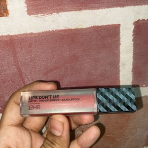 Staze liquid Lipstick