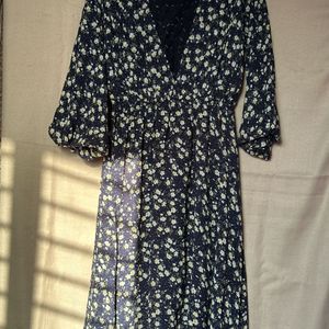 blue flowers dress