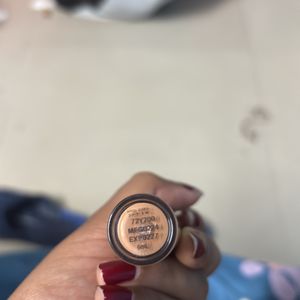 Madeline instant Age Rewind Eraser Concealer