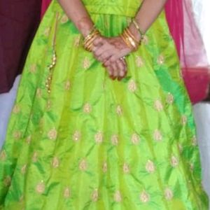 Green Colour Lehenga Choli With Pink Dupatta